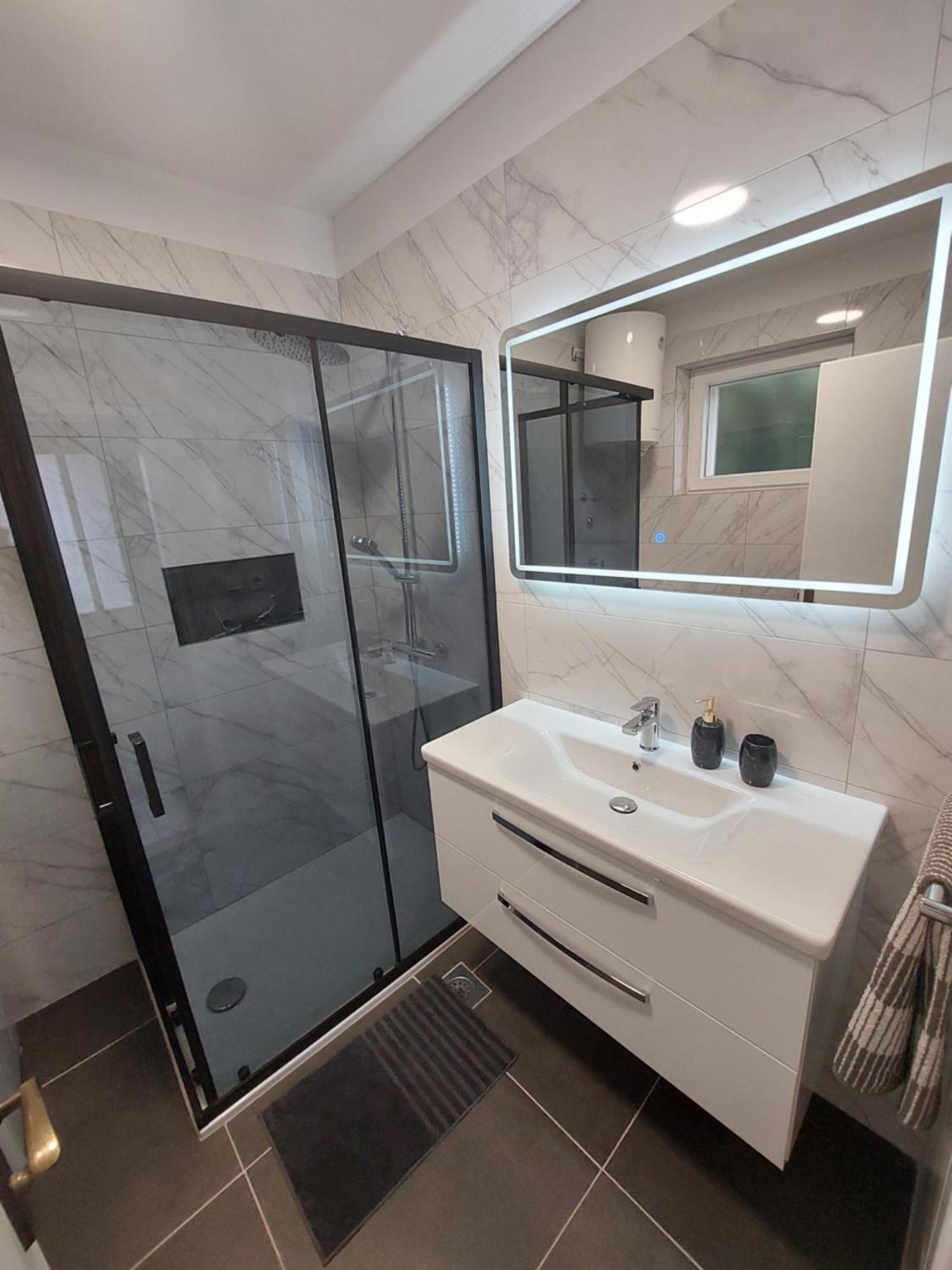 Apartmani Matija Makarská Exteriér fotografie